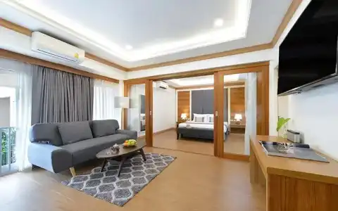 The Beverly Pattaya - 66