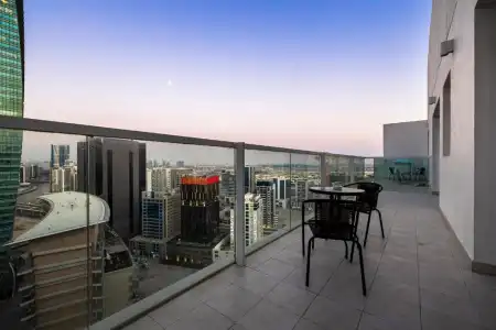Unlock Metropolis Apartment - 61