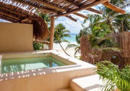 Dune Boutique located at the party zone - 52