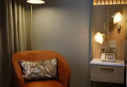 DoubleTree by Hilton Bristol North - 56