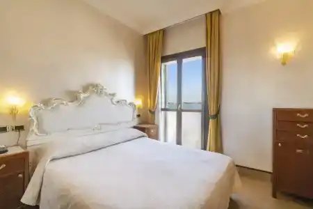 Panorama - 33