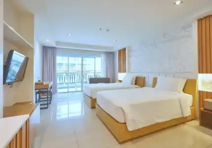 Welcome World Beachfront Resort - 47