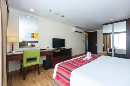 Lohas Residences Sukhumvit - 47