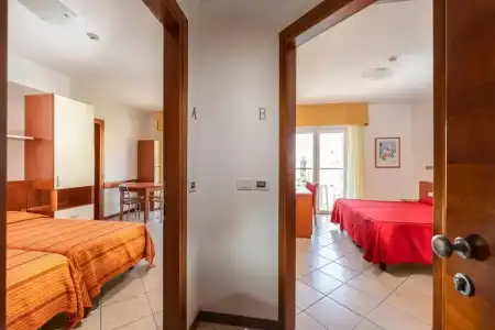ApartSheila - 53