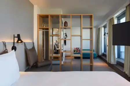 Moxy Lisbon City - 95