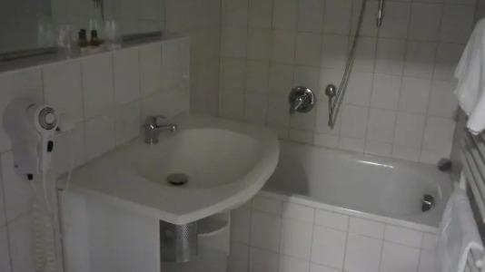 Mondial Comfort - Frankfurt City Centre - 8