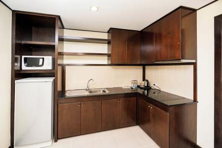 Ratana Chalong - 83