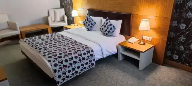 Grand Nur Plaza - 50