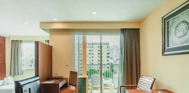 Elite Suites Patong - 48