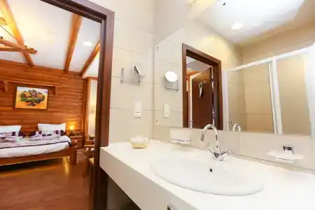 Spa Best Western Russian Manchester - 104