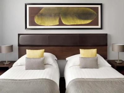 Movenpick Apartments Al Mamzar Dubai - 5