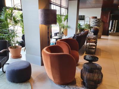 City Haarhuis - Worlds Crafted Collections - 1