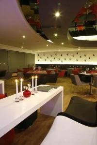 Samm Bistro Spa - 11