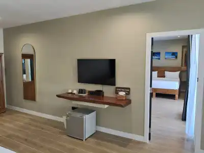 Crystal Bay Yacht Club Beach Resort - 66
