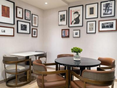 Courtyard by Marriott New York Manhattan/SoHo - 24