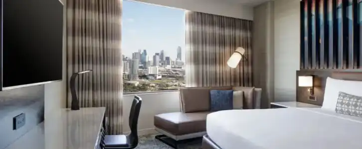 Renaissance Dallas - 75