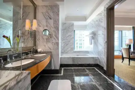 The Ritz-Carlton Jakarta, Mega Kuningan - 36