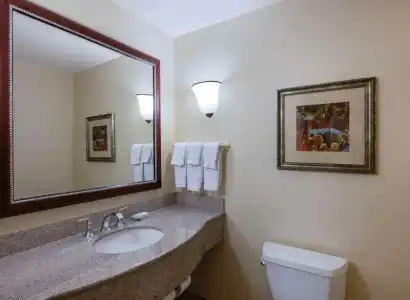 Hilton Garden Inn Las Vegas Strip South - 53