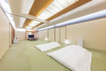 WeBase Kamakura - 4