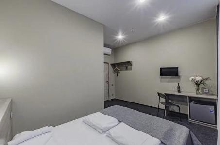 Berison Kamala - 100