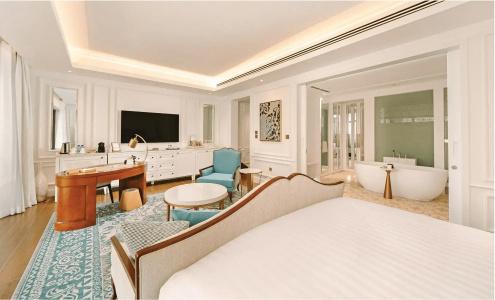 Royal Saray Resort - 81