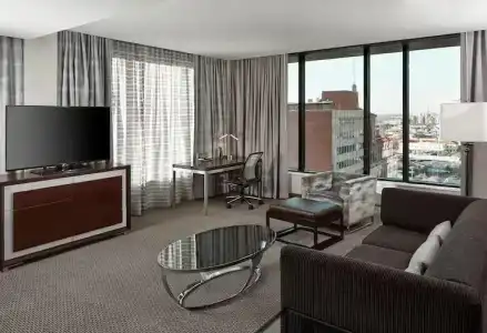 Hilton Garden Inn Phoenix Downtown - 70