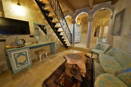 Caftan Cave Suites - 37
