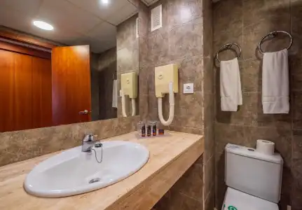 DWO Sirius -Adults Only - 66