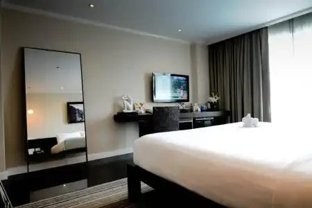 S15 Sukhumvit - 7