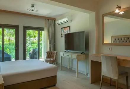 DoubleTree by Hilton Bodrum Marina Vista - 94