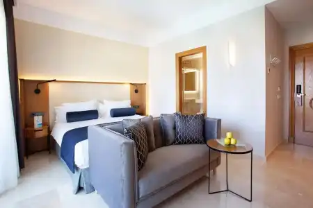 Grupotel Playa de Palma Suites & Spa - 31