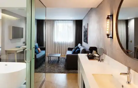 Hotel28 Myeongdong - 83