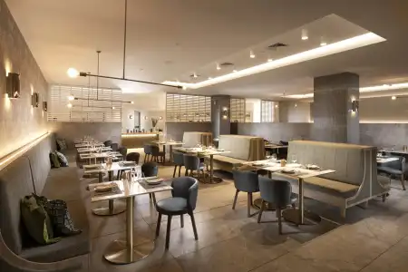 Hilton Darwin - 19