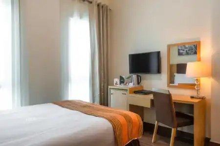 Tamani Marina & Apartments - 9