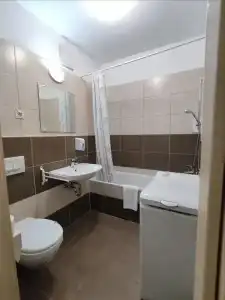 Corvin Center Suites - 91