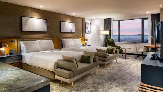 Hilton Maslak - 52