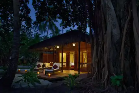 Niva Kuramathi Maldives - 29