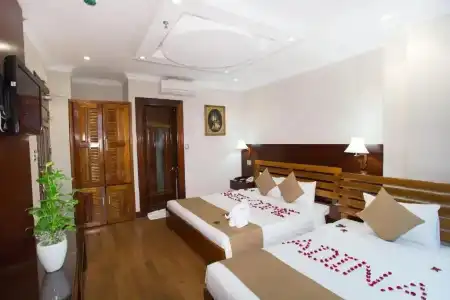 Adina - 65