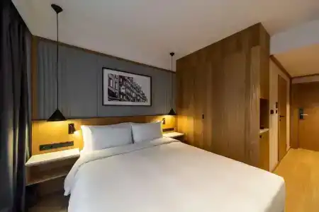 Radisson & Apartments - 58