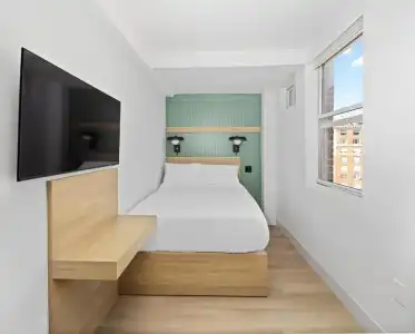 Riverside Tower - 7