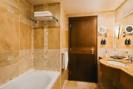 1 Bed Flat - Sleeps 2 - Pets - Parking - Wifi - 37