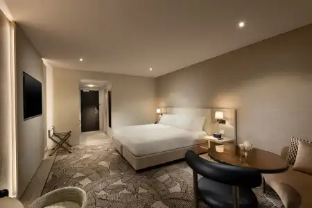 Hilton Darwin - 8