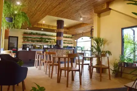 Rawi Warin Resort and Spa - 6