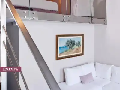 Rimondi Boutique - Small Luxurys of the World - 86