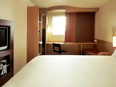 Ibis Santiago Providencia - 25
