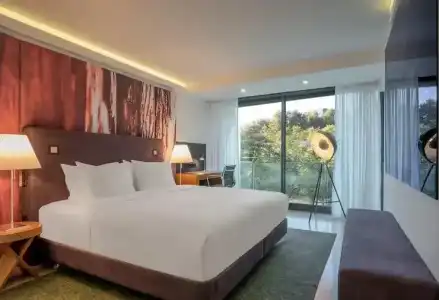 DoubleTree by Hilton Lisbon - Fontana Park - 44