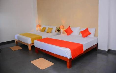 Star White Negombo - 25