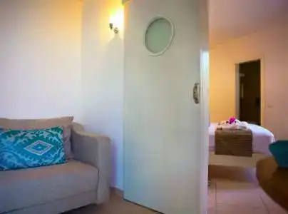 Mekvin Deniz Feneri Lighthouse Adults Only +12 - 18