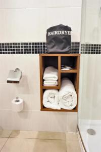 Hampton by Hilton - 112