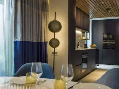 The Guardsman and Residences - 66